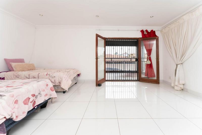 4 Bedroom Property for Sale in Munsieville Gauteng