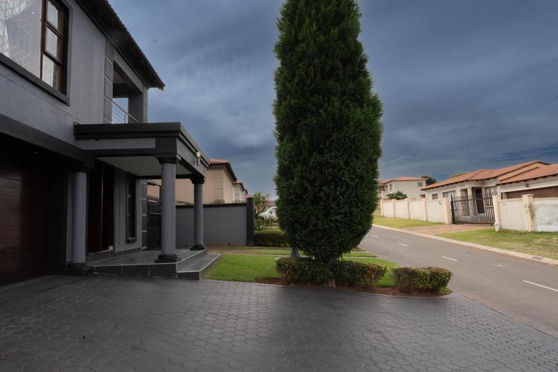 4 Bedroom Property for Sale in Munsieville Gauteng