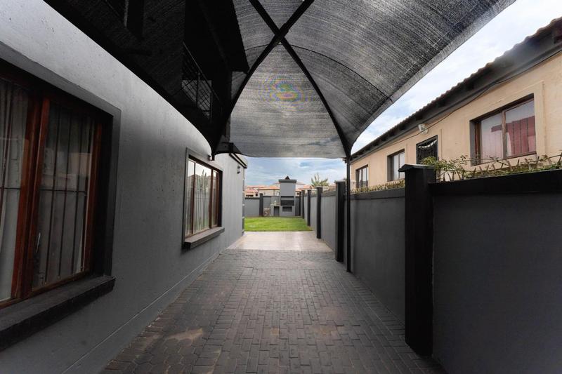 4 Bedroom Property for Sale in Munsieville Gauteng