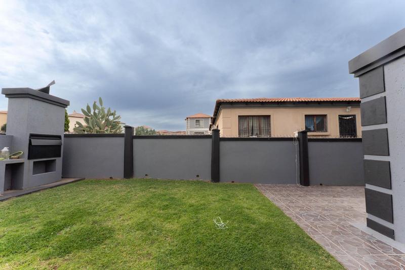 4 Bedroom Property for Sale in Munsieville Gauteng