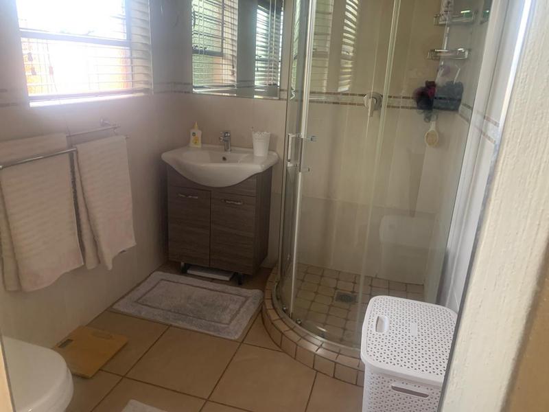 3 Bedroom Property for Sale in Roodekrans Gauteng