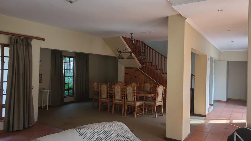 8 Bedroom Property for Sale in Carlswald Gauteng
