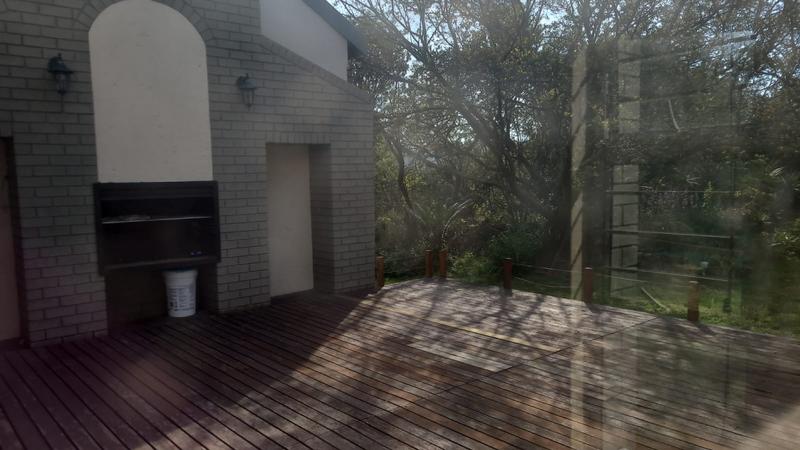 8 Bedroom Property for Sale in Carlswald Gauteng
