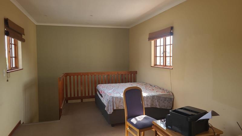 8 Bedroom Property for Sale in Carlswald Gauteng