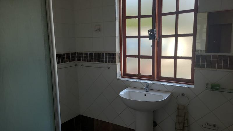 8 Bedroom Property for Sale in Carlswald Gauteng