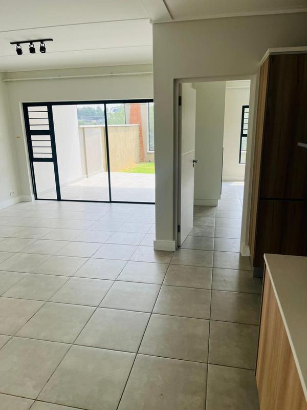 To Let 3 Bedroom Property for Rent in Waterfall Gauteng