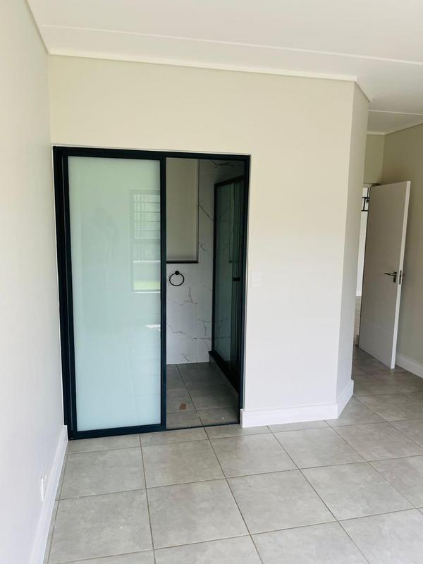 To Let 3 Bedroom Property for Rent in Waterfall Gauteng