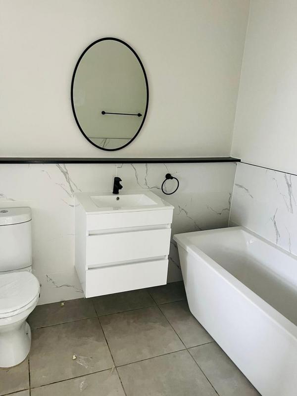 To Let 3 Bedroom Property for Rent in Waterfall Gauteng