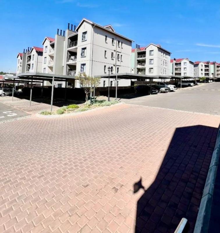 1 Bedroom Property for Sale in Modderfontein Gauteng