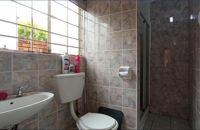 2 Bedroom Property for Sale in Ormonde Gauteng