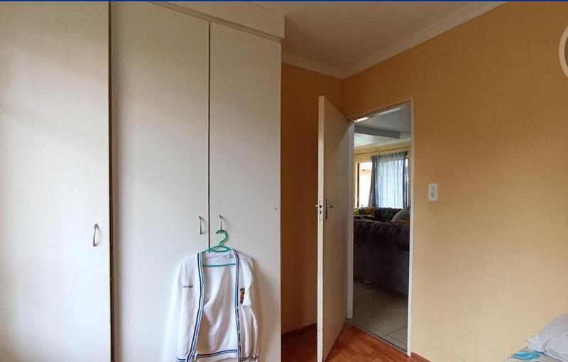 2 Bedroom Property for Sale in Ormonde Gauteng