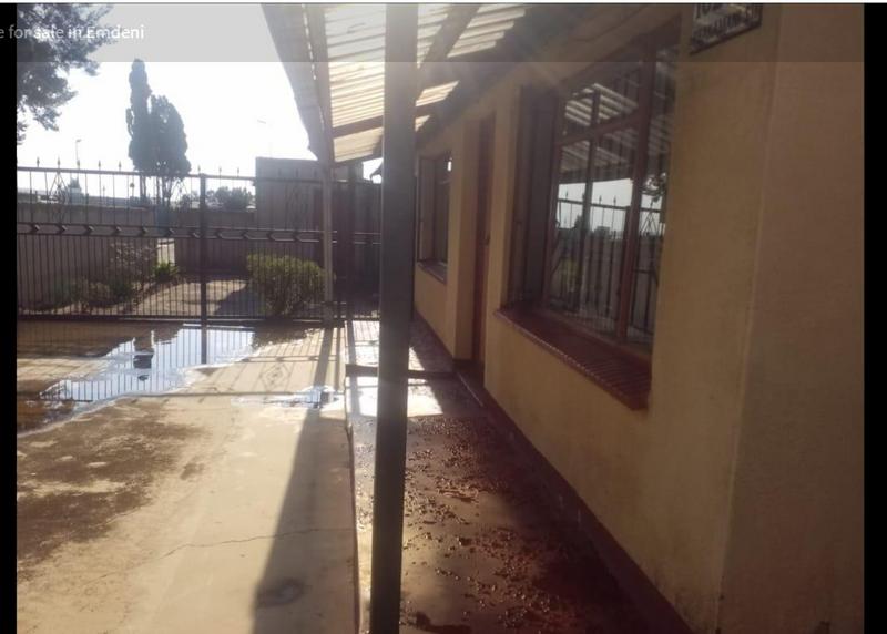 2 Bedroom Property for Sale in Emdeni Gauteng