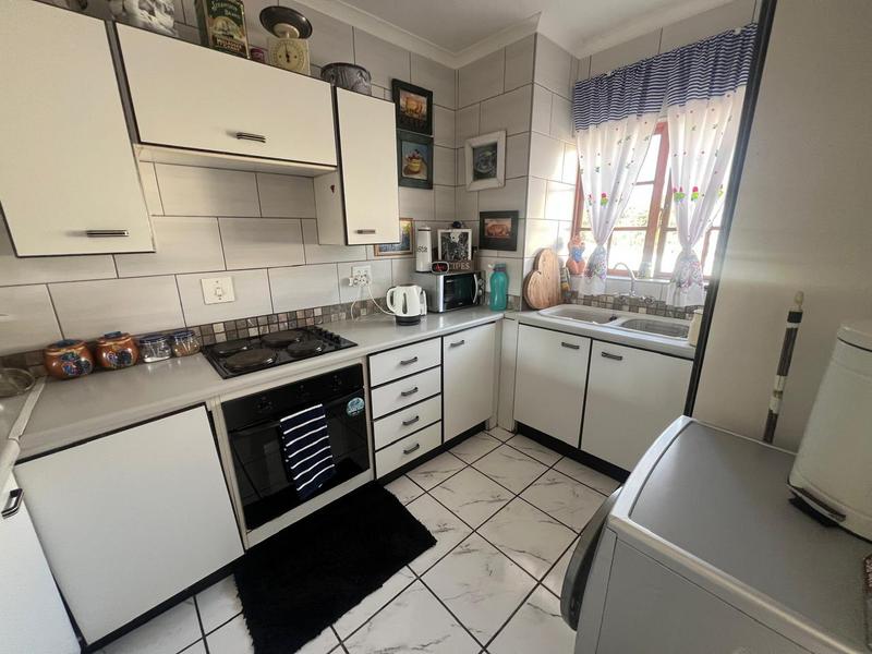 2 Bedroom Property for Sale in Greenhills Gauteng