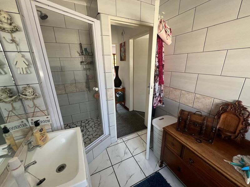 2 Bedroom Property for Sale in Greenhills Gauteng