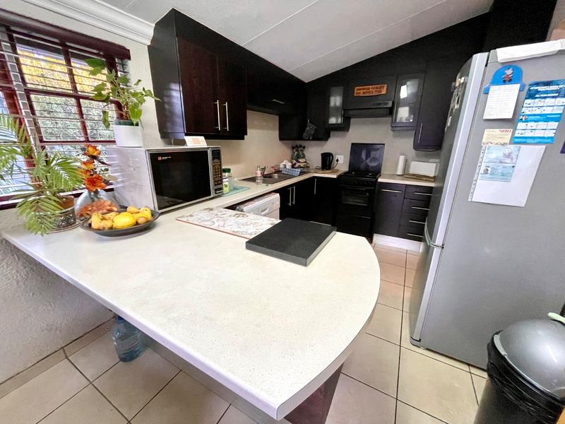 7 Bedroom Property for Sale in Noordheuwel Gauteng
