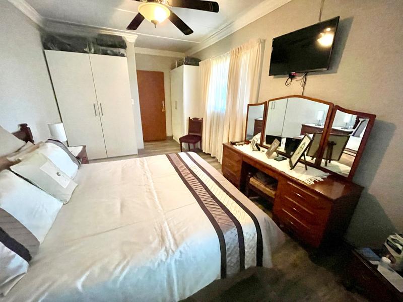 7 Bedroom Property for Sale in Noordheuwel Gauteng