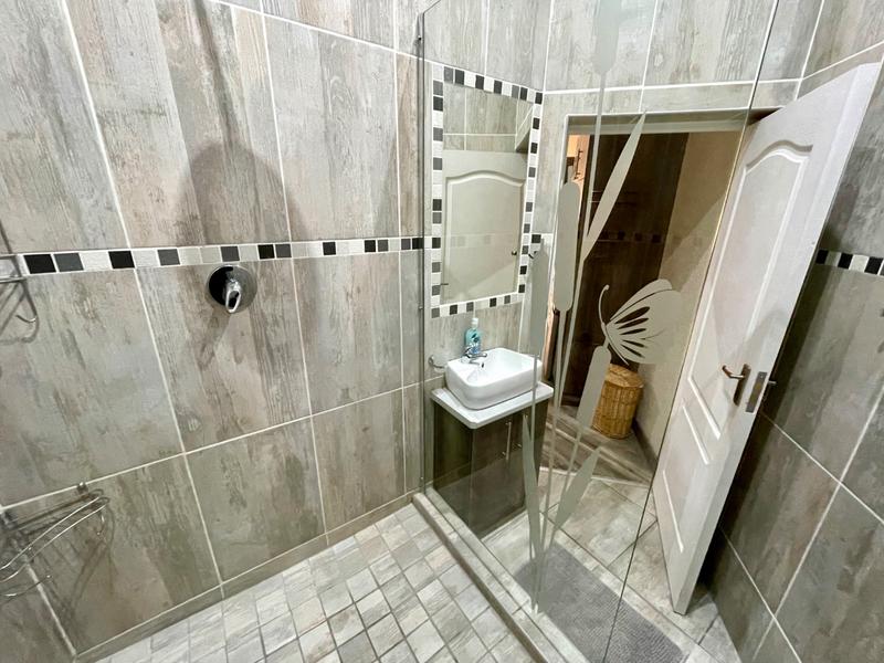 7 Bedroom Property for Sale in Noordheuwel Gauteng