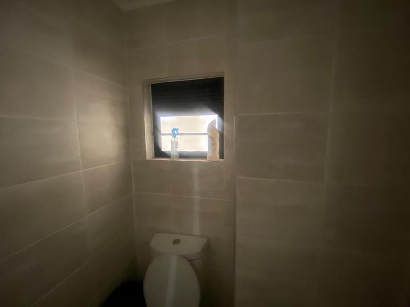 To Let 1 Bedroom Property for Rent in Linbro Park Gauteng