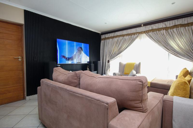 3 Bedroom Property for Sale in Thatchfield Gauteng