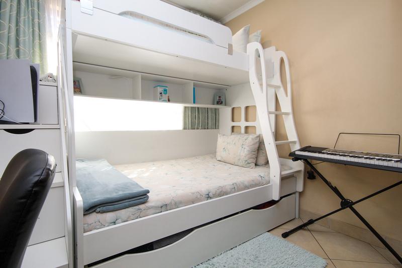 3 Bedroom Property for Sale in Thatchfield Gauteng