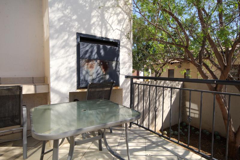 3 Bedroom Property for Sale in Thatchfield Gauteng