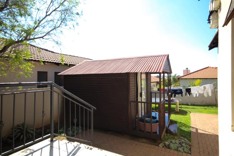 3 Bedroom Property for Sale in Thatchfield Gauteng