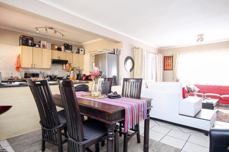 3 Bedroom Property for Sale in Thatchfield Gauteng