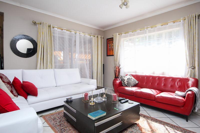 3 Bedroom Property for Sale in Thatchfield Gauteng