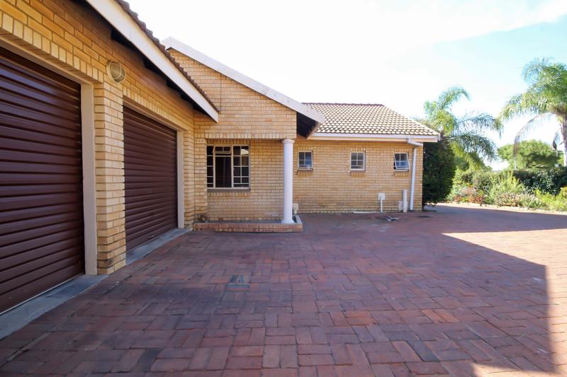3 Bedroom Property for Sale in Thatchfield Gauteng