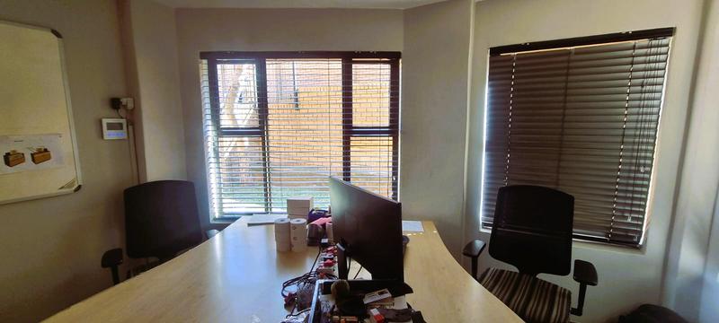 5 Bedroom Property for Sale in Zwartkop Gauteng