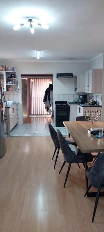 2 Bedroom Property for Sale in Northmead Gauteng