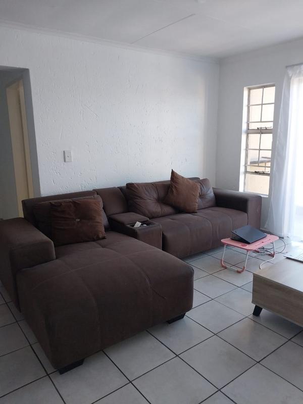 2 Bedroom Property for Sale in Sonneveld Gauteng