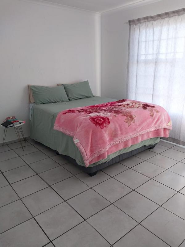 2 Bedroom Property for Sale in Sonneveld Gauteng