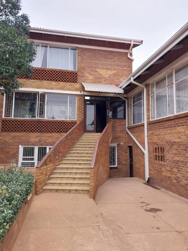 To Let 2 Bedroom Property for Rent in Florida Gauteng