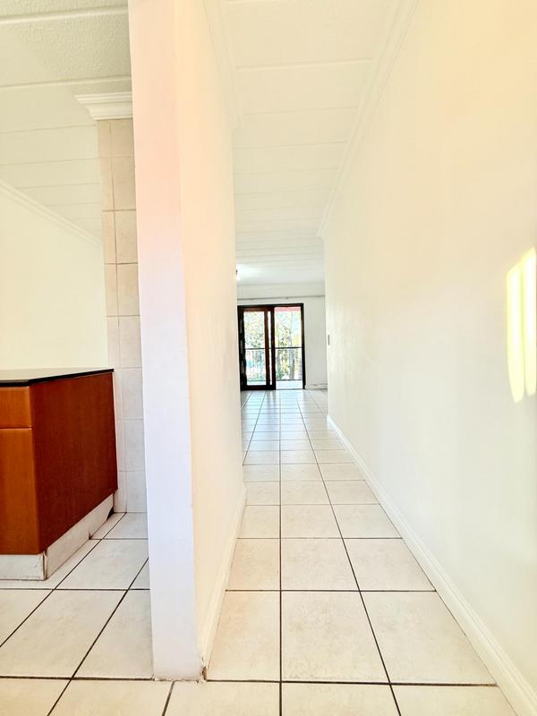 To Let 2 Bedroom Property for Rent in Sandown Gauteng