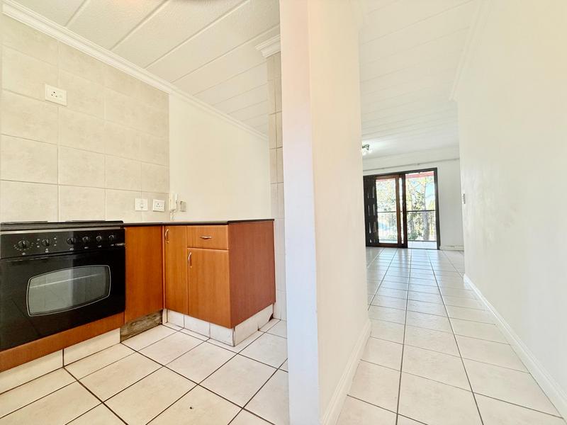 To Let 2 Bedroom Property for Rent in Sandown Gauteng