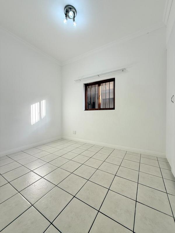 To Let 2 Bedroom Property for Rent in Sandown Gauteng