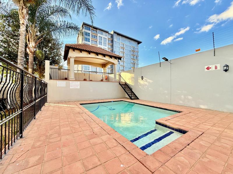 To Let 2 Bedroom Property for Rent in Sandown Gauteng