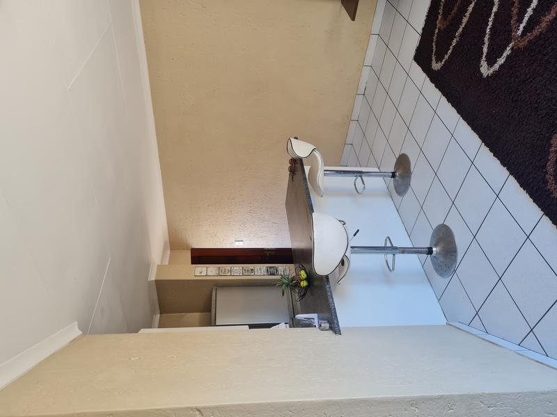 To Let 2 Bedroom Property for Rent in Bromhof Gauteng