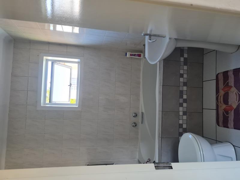 To Let 2 Bedroom Property for Rent in Bromhof Gauteng