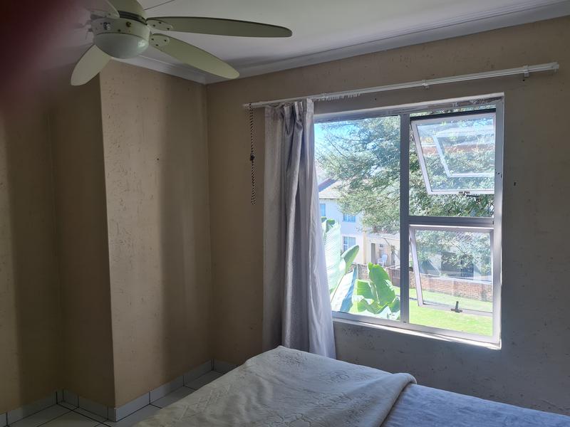 To Let 2 Bedroom Property for Rent in Bromhof Gauteng