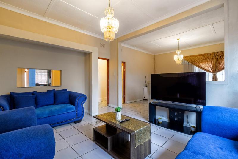 4 Bedroom Property for Sale in Witpoortjie Gauteng