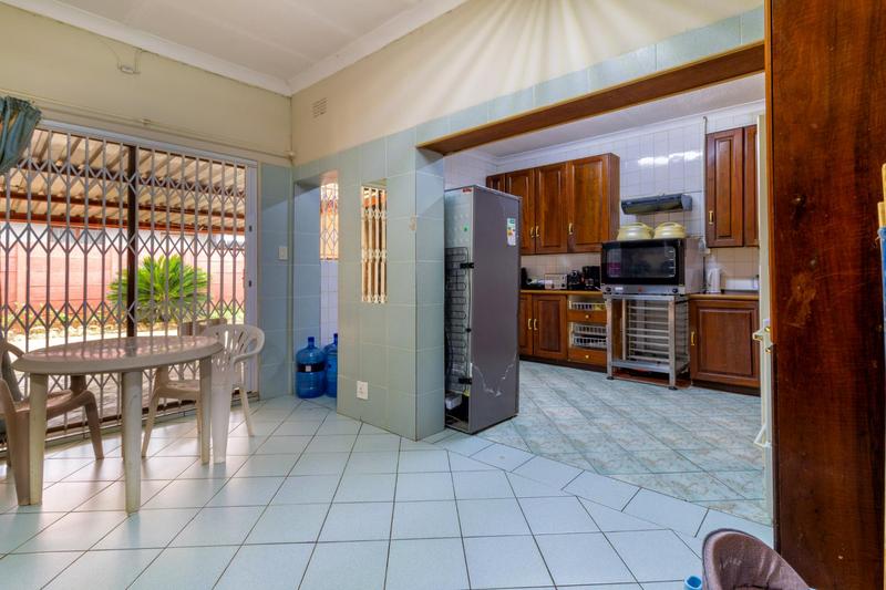 4 Bedroom Property for Sale in Witpoortjie Gauteng