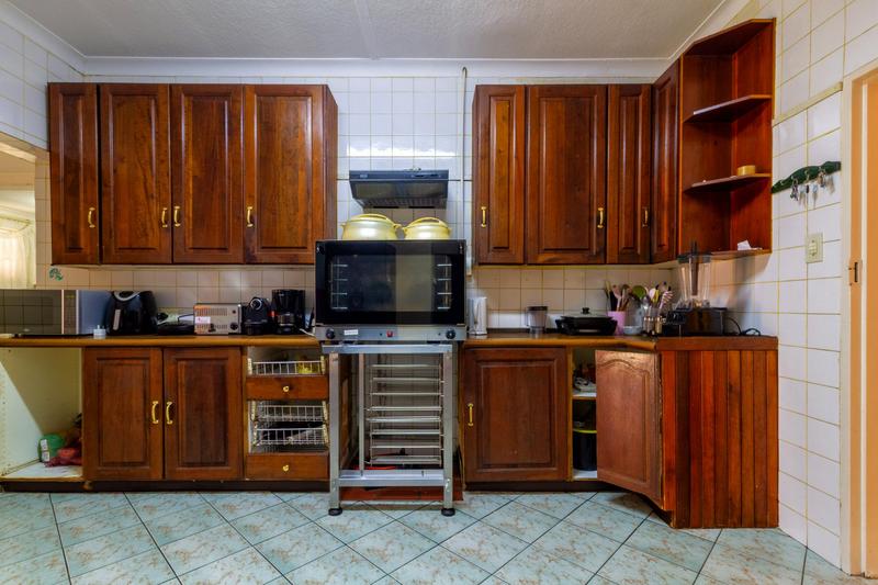 4 Bedroom Property for Sale in Witpoortjie Gauteng