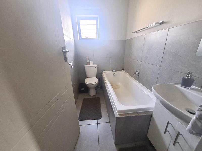 To Let 3 Bedroom Property for Rent in Mindalore Gauteng