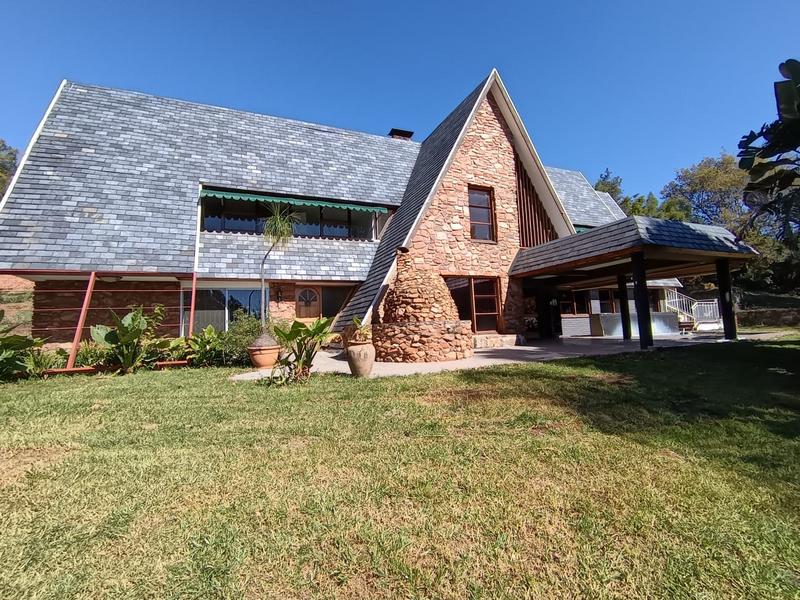 To Let 4 Bedroom Property for Rent in Little Falls Gauteng