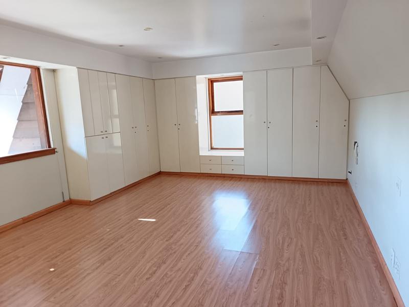 To Let 4 Bedroom Property for Rent in Little Falls Gauteng