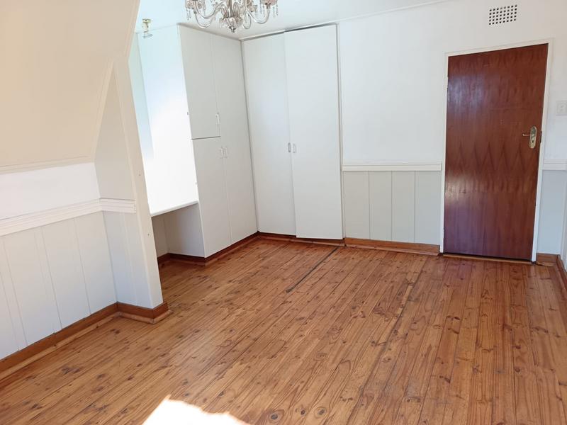 To Let 4 Bedroom Property for Rent in Little Falls Gauteng