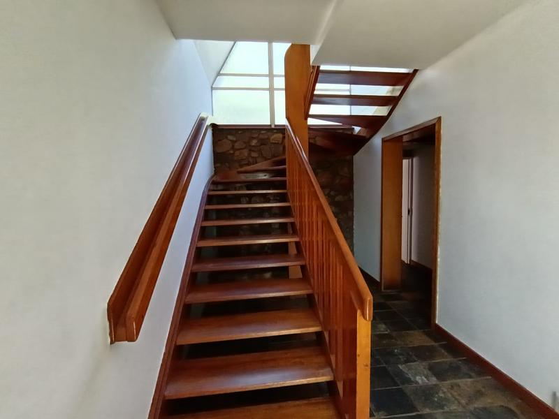 To Let 4 Bedroom Property for Rent in Little Falls Gauteng