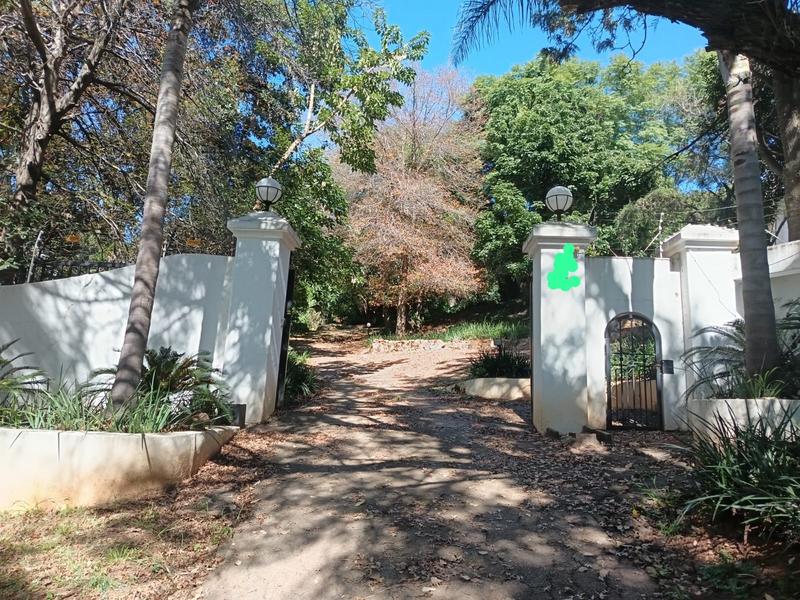 To Let 4 Bedroom Property for Rent in Little Falls Gauteng